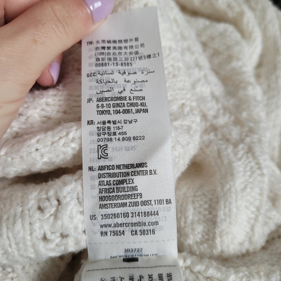 HOLLISTER Abercrombie Cream Knit Fringe Cardigan wrap | Medium - Picture 4 of 5